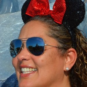 Meet your Posher, Karina